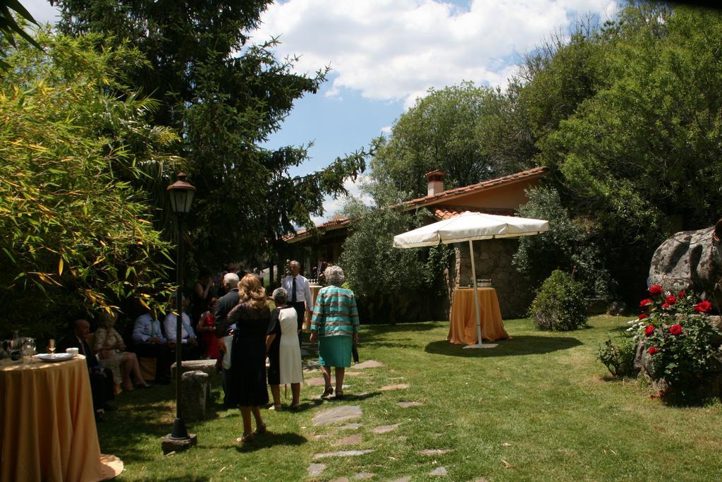 Hotel Posada Molino Del Cubo San Esteban Del Valle Екстериор снимка